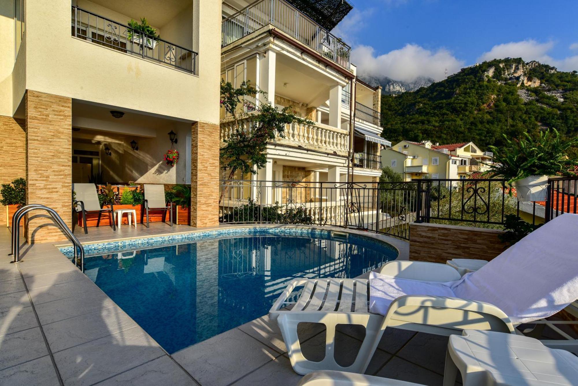Apartments Leut Sveti Stefan Camera foto
