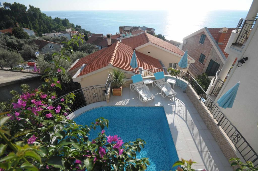 Apartments Leut Sveti Stefan Esterno foto